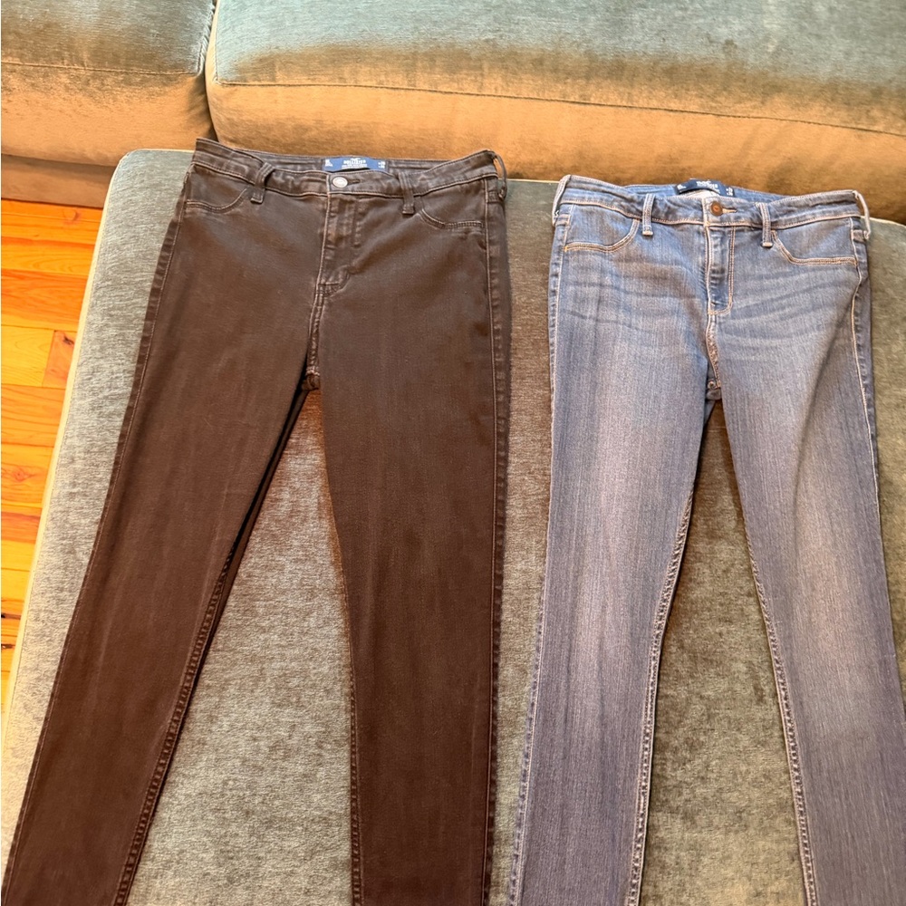 Hollister Skinny Jeans in Black & Light Blue Wash